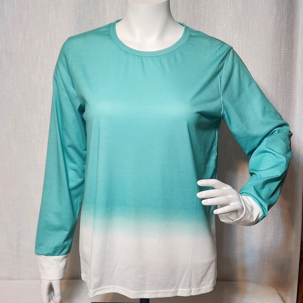Exclusive NWT Ombre Two Tone Long Sleeve Top Womens Large